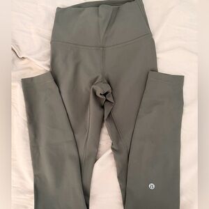 Lululemon leggings